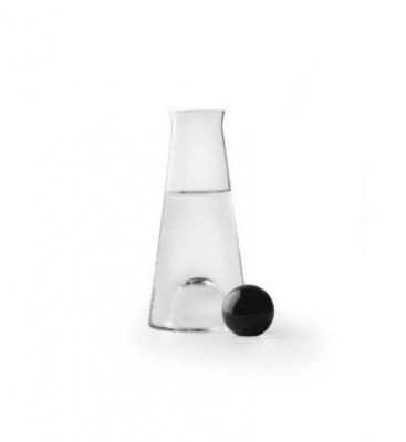 DESIGN HOUSE STOCKHOLM  - Fia Carafe, H 25 cm, transparent / noir