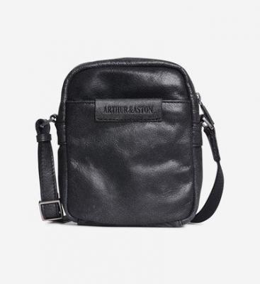 ARTHUR & ASTON ARTHUR & ASTON Sac Bandouli&egrave;re Arthur & Aston Noir