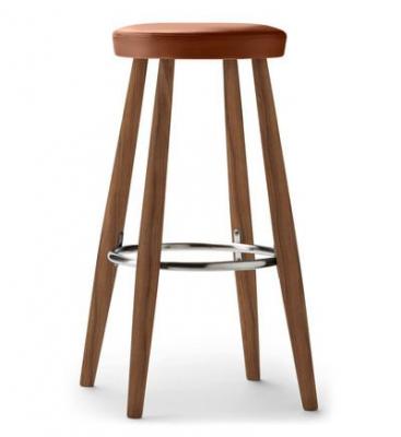 Carl Hansen & S&oslash;n Tabouret de bar CH56/58 - noyer huil&eacute; - Cuir brun /Thor307 - 76 cm