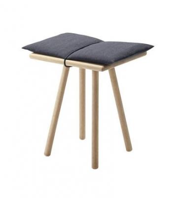 Skagerak by Fritz Hansen Tabouret Georg - ch&ecirc;ne