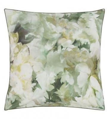 DESIGNERS GUILD Taie d'oreiller imprim&eacute;e en percale de coton, Fleurs de Jour Celadon