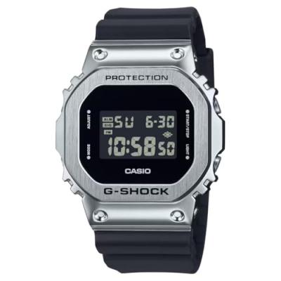 CASIO Montre Homme  G-Shock The Origin - GM-5600U-1ER Bracelet R&eacute;sine
