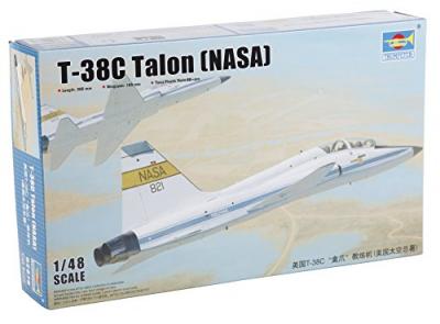  Maquette avion Trumpeter Northrop T-38C Talon (NASA)- 1/48 - Maquette