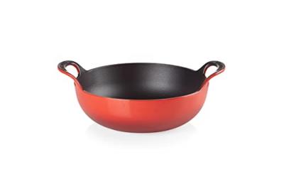  Le Creuset - Plat Balti en fonte &eacute;maill&eacute;e 24cm Cerise