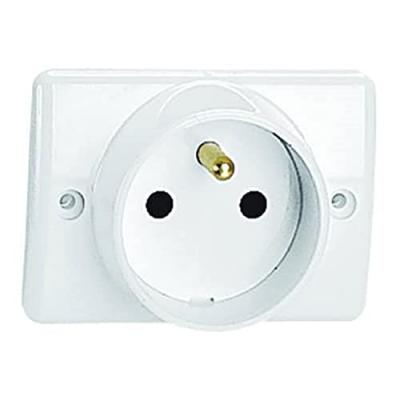 LEGRAND  - prise plinthe 2P+T a encastrer 090196