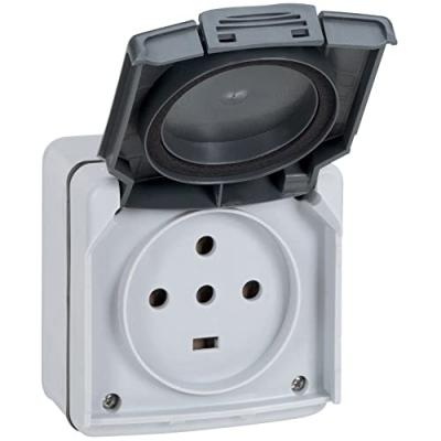 LEGRAND Prise de courant de puissance saillie &eacute;tanche - 20A - 4 alv&eacute;oles-gris
