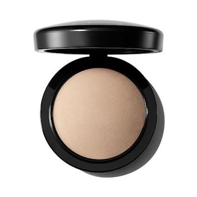 MAC  Cosmetics Mineralize Skinfinish Poudre Naturelle L&eacute;g&egrave;re 10 gr