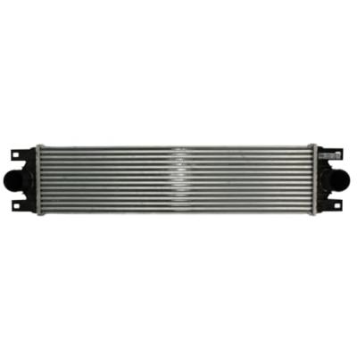 NISSENS  Intercooler (&eacute;changeur d'air) 96767 RENAULT MASTER