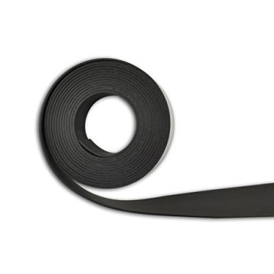 MAHE Toga QC38 Rouleau Aimant&eacute; Adh&eacute;sif Plastique Noir 3000 x 2,5 x 0,3 cm