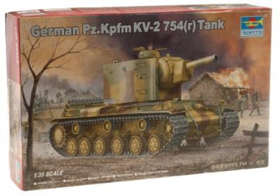 TRUMPETER Maquette  Panzer 754 (r)- 1/35 - Maquette militaire