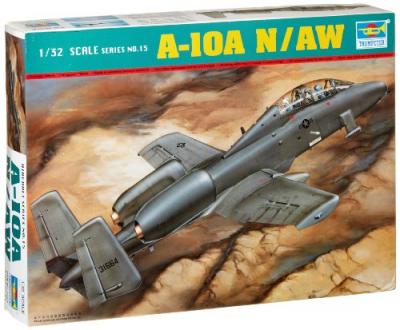 TRUMPETER Maquette avion  US A-10A N / AW- 1/32 - Maquette d'avion