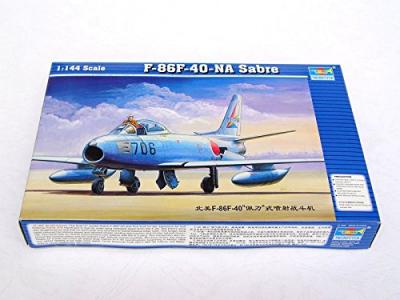 TRUMPETER North American F-86 F-40 Sabre - 1:144e - 