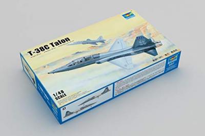 TRUMPETER Maquette avion  US T-38C TALON- 1/48 - Maquette d'avion