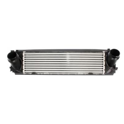 VALEO Intercooler radiateur de turbo  818263 (X1)