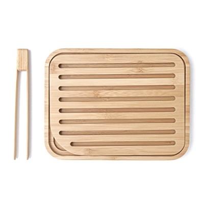 PEBBLY Planche &agrave; pain et pince &agrave; toast bambou 26 cm 