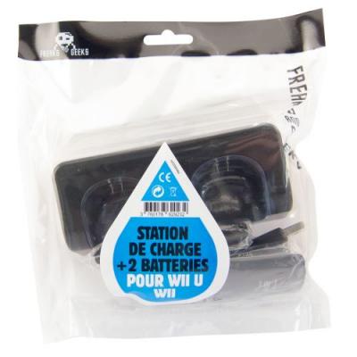 TRADE INVADERS Station de charge + 2 batteries Freaks And Geeks Noir pour Nintendo Wii et Nintendo Wii U 