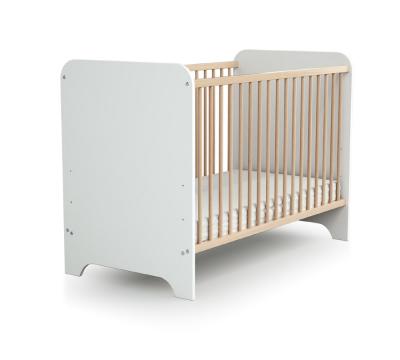 AT4 Lit &agrave; barreaux en bois de h&ecirc;tre verni Carrousel blanc (60 x 120 cm)