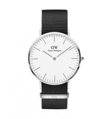 DANIEL WELLINGTON  DW Montre 40mm Classic Cornwall Silver