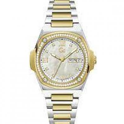 GC Montre femme  Y98008L1MF - Bracelet Acier Dor&eacute;