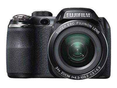 FUJIFILM Appareil photo Compact  FinePix S4200 compact - 14.0 MP - 720 p - 24x zoom optique - Fujinon