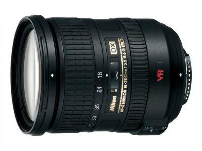 NIKON  AF-S DX VR 18 - 200 mm f/3.5 - 5.6 IF ED 