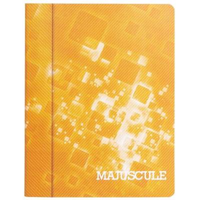 MAJUSCULE Cahier piqures grand carreaux A4 96p 90g 