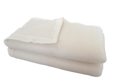 Couverture Aubisque en laine woolmark naturelle 240x260 cm blanche