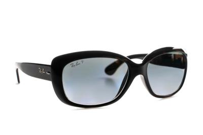 RAY BAN Lunettes de soleil polaris&eacute;es JACKIE OHH RB4101 Noir 