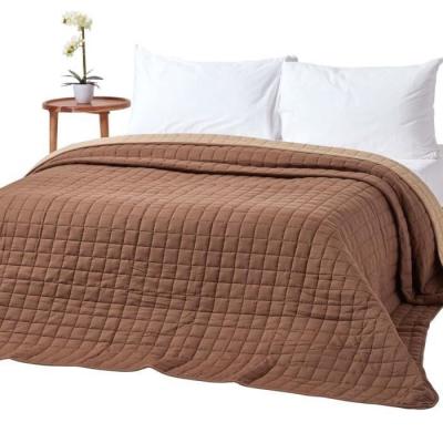 HOMESCAPES Couvre-lit matelass&eacute; bicolore & r&eacute;versible en coton - Chocolat & Beige - 150 x 200 cm