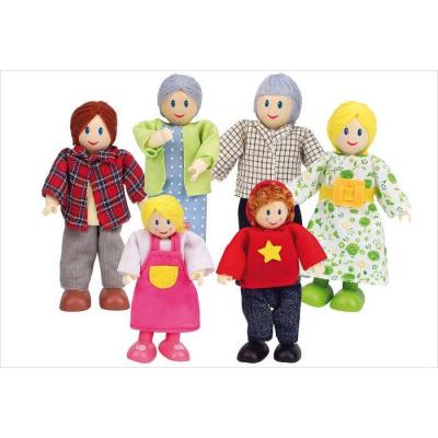 HAPE  poup&eacute;e de la famille des poup&eacute;e blanche couleur de peau 6-pi&egrave;ces 