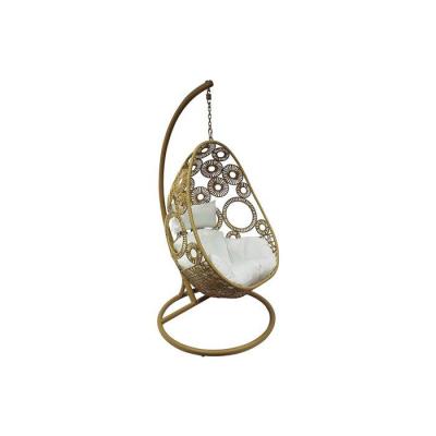 Fauteuil suspendu en r&eacute;sine tress&eacute;e naturel clair et coussin blanc - MAKAHA de MYLIA