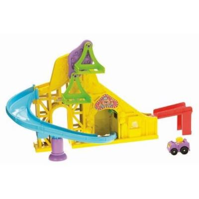 FISHER PRICE Circuit De Voitures Little People Wheelies : La Piste Enchant&eacute;e
