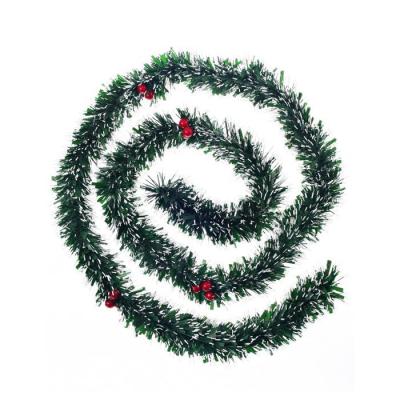 FEERIC LIGHT & CHRISTMAS Grande guirlande de No&euml;l avec baies rouges - Vert - 75 x 6 x 2 m