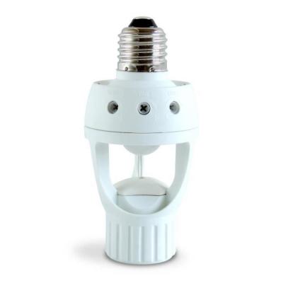 HTTPS: OUTIROR.COM IMG P 2 5 2 7 2527.JPG HESTEC Douille automatique d&eacute;tection de mouvement