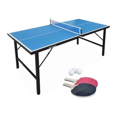 SWEEEK Mini Table De Ping Pong 150x75cm - Table Pliable Indoor Bleue. Avec 2 Raquettes Et 3 Balles. Valise