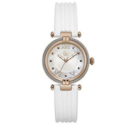 GUESS Montre Femme  Collection Cablechic Y18004L1