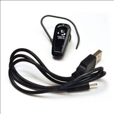 UNDER CONTROL Oreillette Bluetooth Ps3 / T&eacute;l&eacute;phone - Cable De Charge Inclus