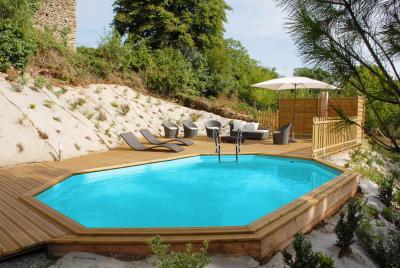 GRE  - Piscine bois safran 6,37m x 4,12m x h: 1,33m