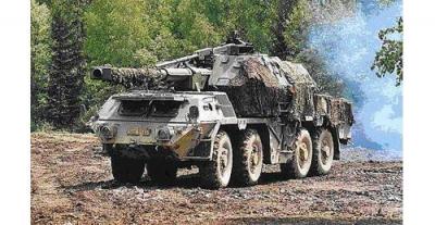 HOBBYBOSS Maquette Hobby Boss 152mm ShkH DANA vz.77- 1/35 - Maquette militaire