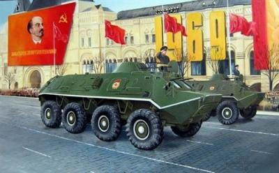 Maquette avion Trumpeter BTR-60PB Russe- - Maquette d'avion