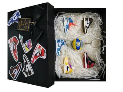  Coffret de 6pcs collection mini A&J baskets chaussures et porte-cl&eacute;s basket-ball d&eacute;coration NBA - Curry 30 
