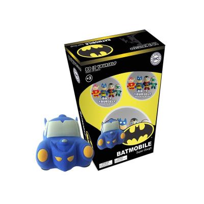 SD TOYS  DC Comics D!Y Super Dough p&acirc;te &agrave; modeler Batmobile- - P&acirc;te &agrave;