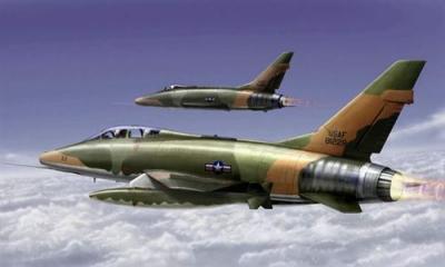 TRUMPETER F-100f Super Sabre - 1:72e - 