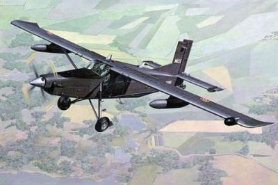  Maquette avion Roden Pilatus PC-6/B2-H4 Turbo Porter- 1/48 - Maquette