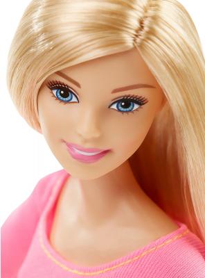 MATTEL  Poup&eacute;e Barbie en Plastique, &agrave; partir de 3 Ans (DHL82)