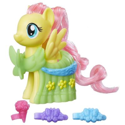 HASBRO Figurine My Little Pony : Tenue pour le d&eacute;fil&eacute; : Futtershy  
