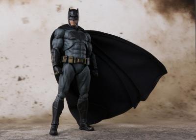 BANDAI NAMCO DC Comics - Figurine Batman S.H.Figuarts 