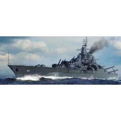  Uss California Bb-44 1945 - 1:700e - Trumpeter