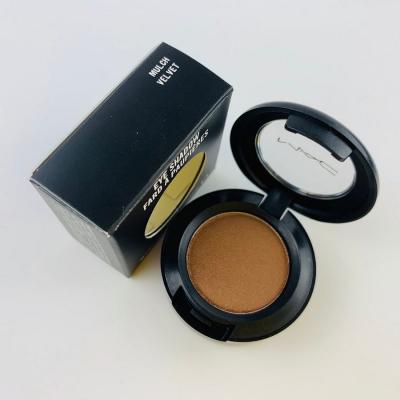 MAC  fard &agrave; paupi&egrave;res petit (teintes vari&eacute;es) - Velvet - Mulch