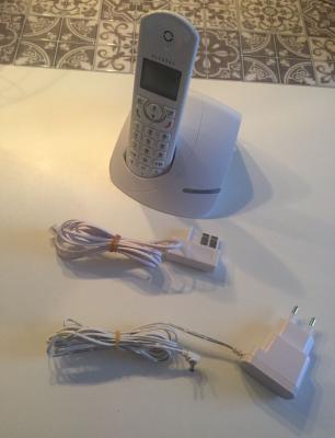  Alcatel - F370 - T&eacute;l&eacute;phone fixe - Blanc